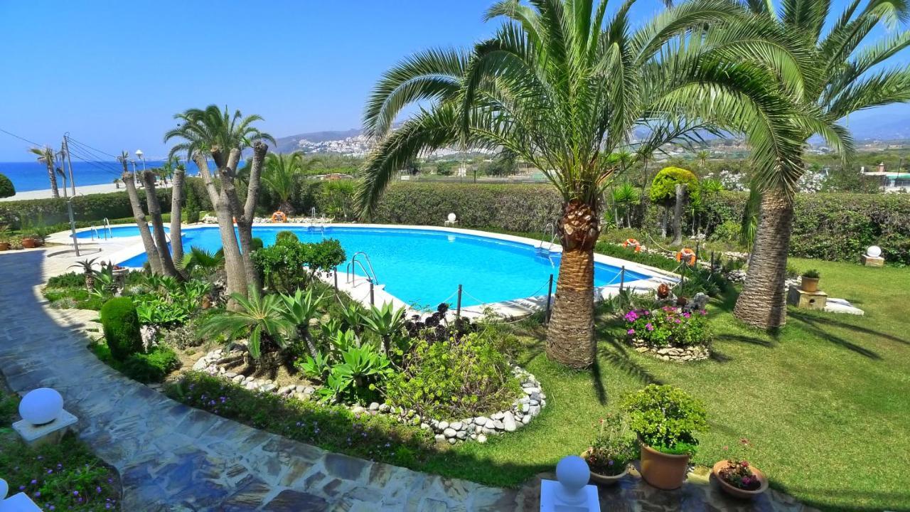 Stella Maris - Sleeps 4 Apartment Nerja