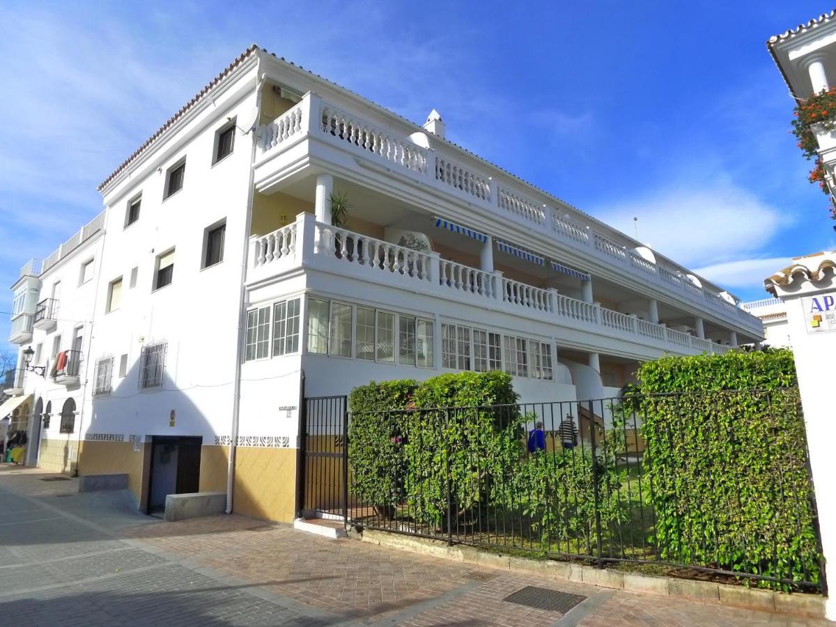 Apartment Carabeo 99 - Sleeps 4 Nerja
