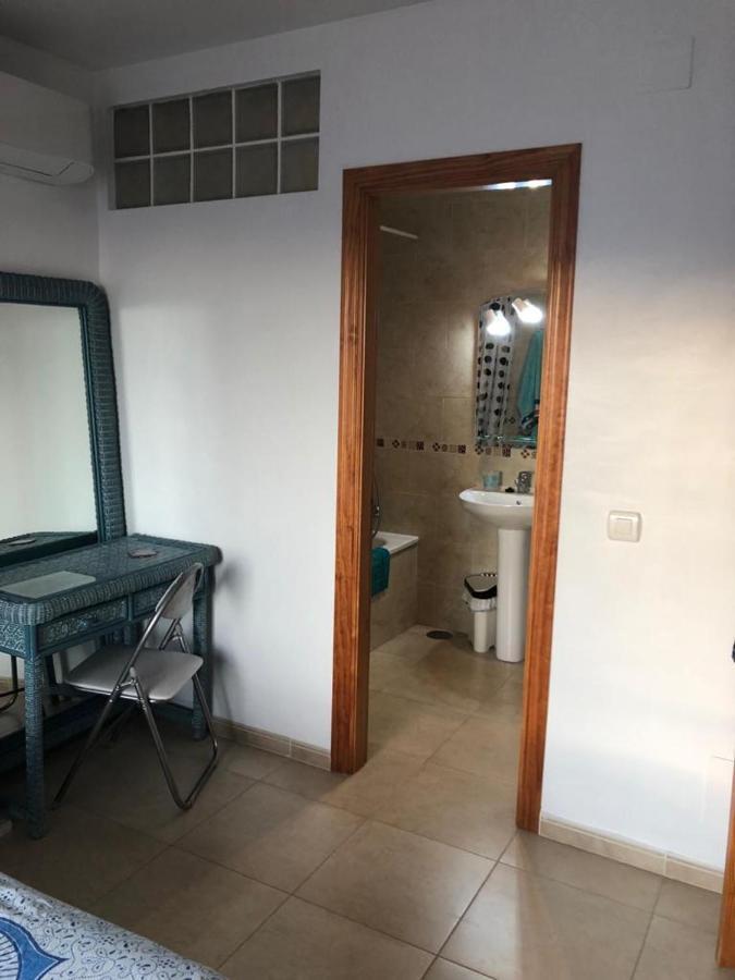 - Casa De Familia Nerja