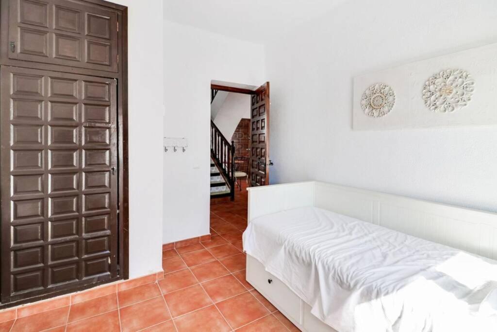 Townhouse B In Punta Lara Vakantiehuis *