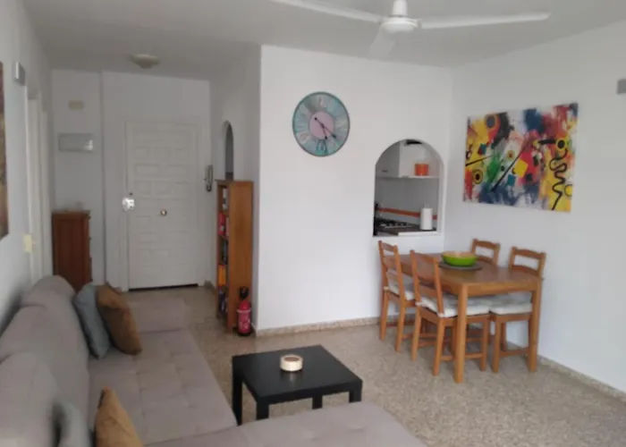Spacious 1 Bedroom Apartment, Nerja Centre 3I