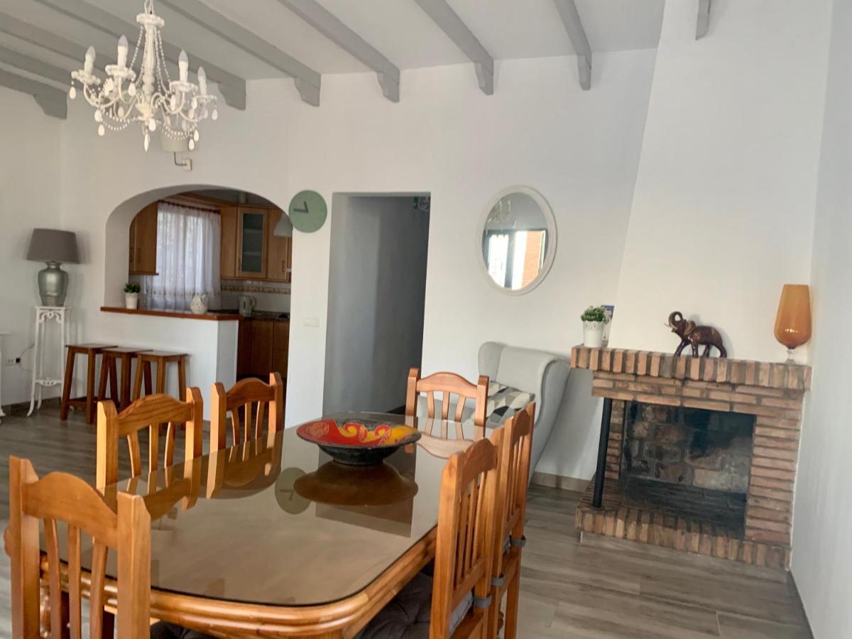 El Cortijo De Miguel Villa *