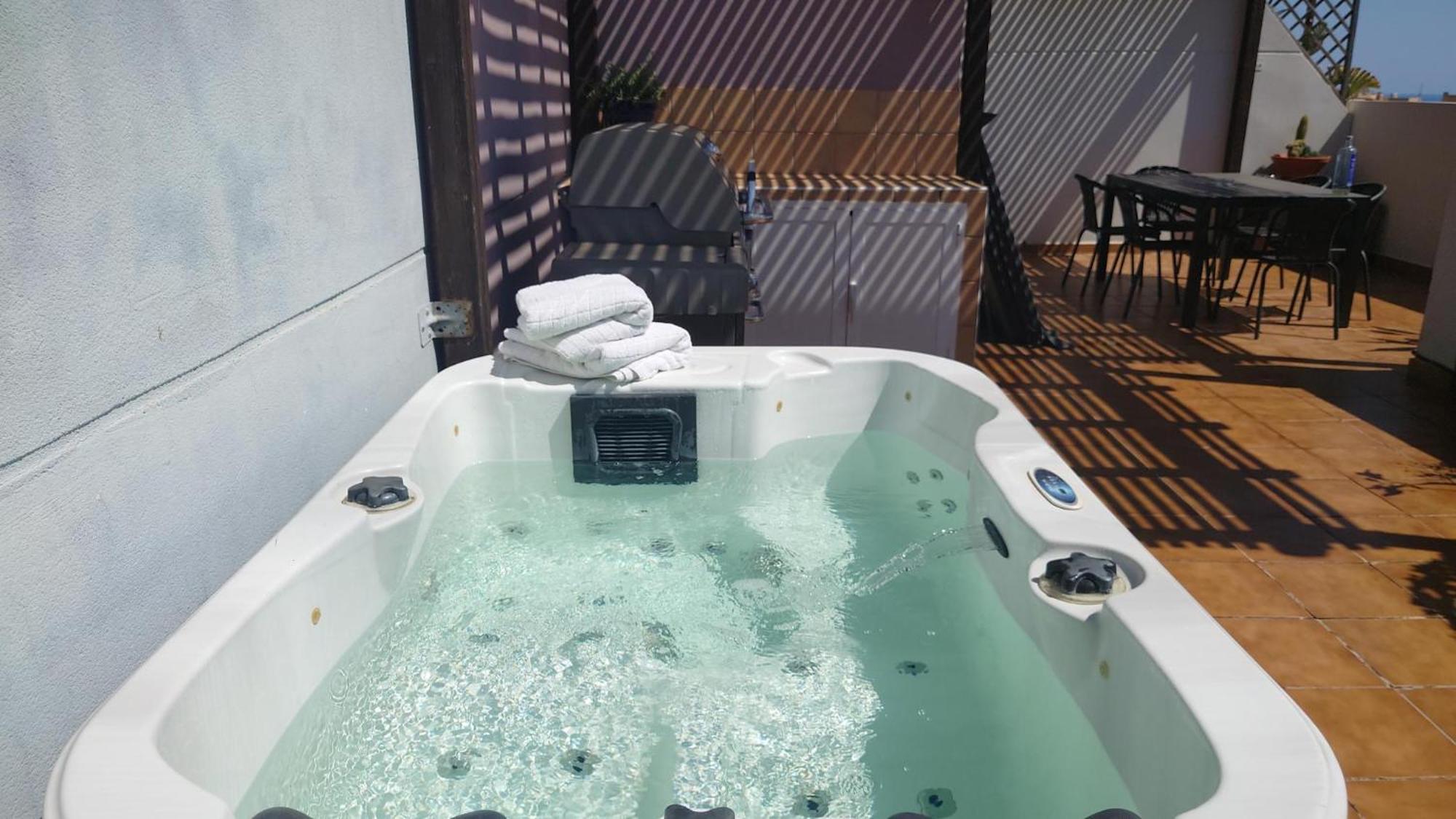 Carmen Millon - Private Roof Terrace With Jacuzzi & Bbq Apartamento *