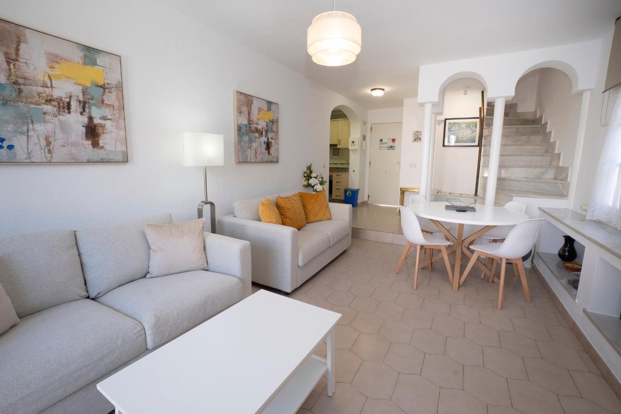 Pinos 22 Menyber Vakantiehuis Nerja