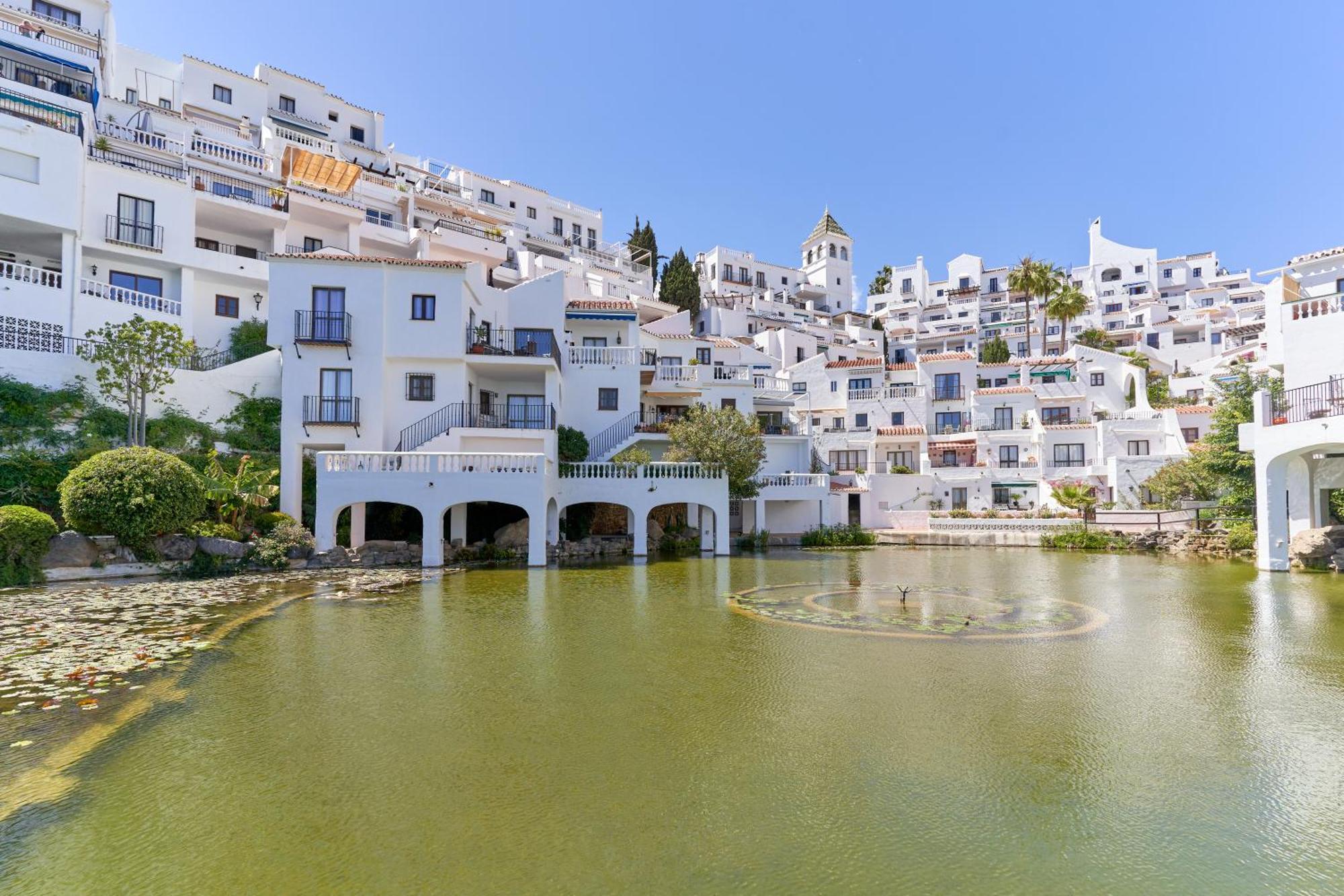 Modern Sea View Apartment Nerja
