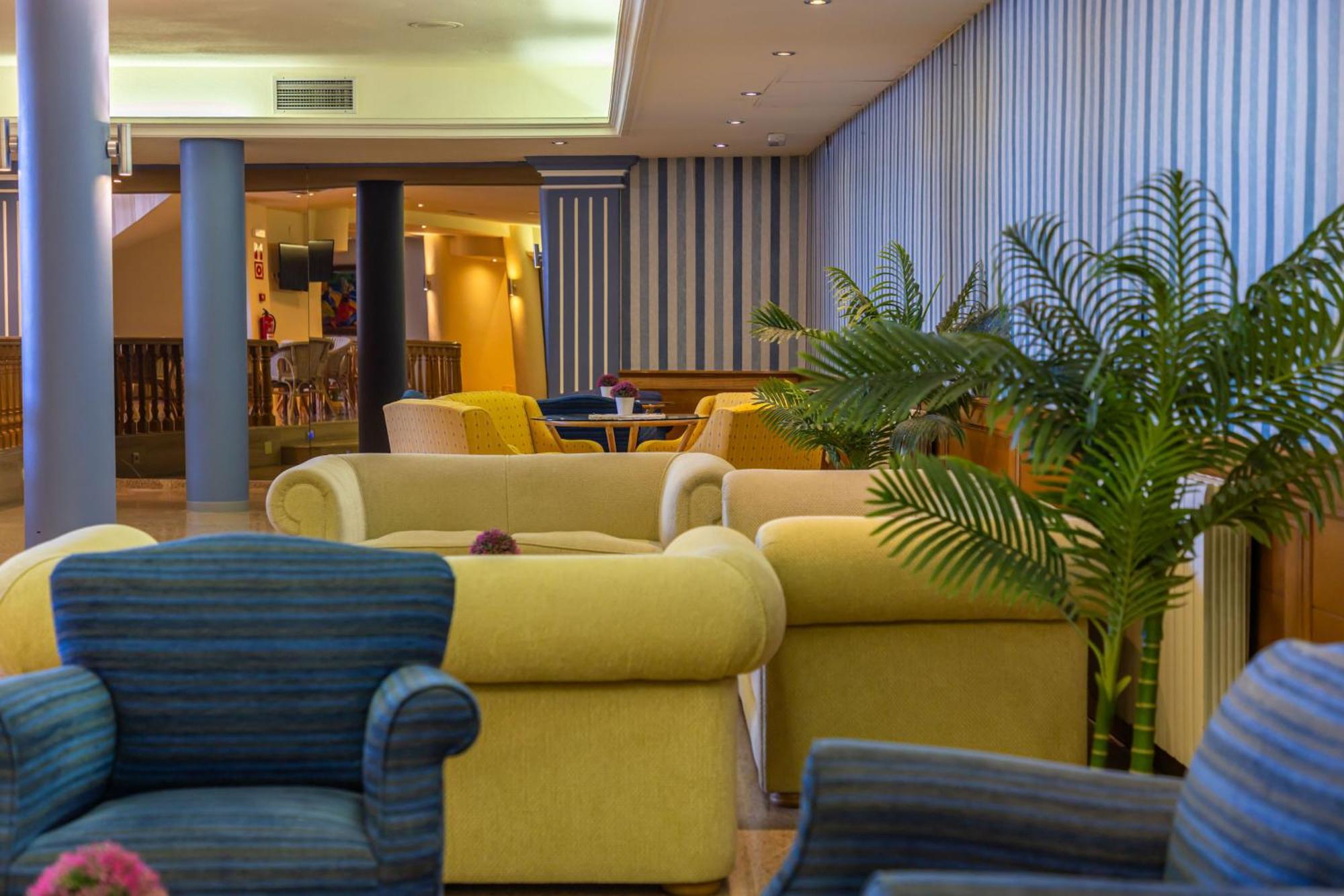 Perla Marina Hotel 4*