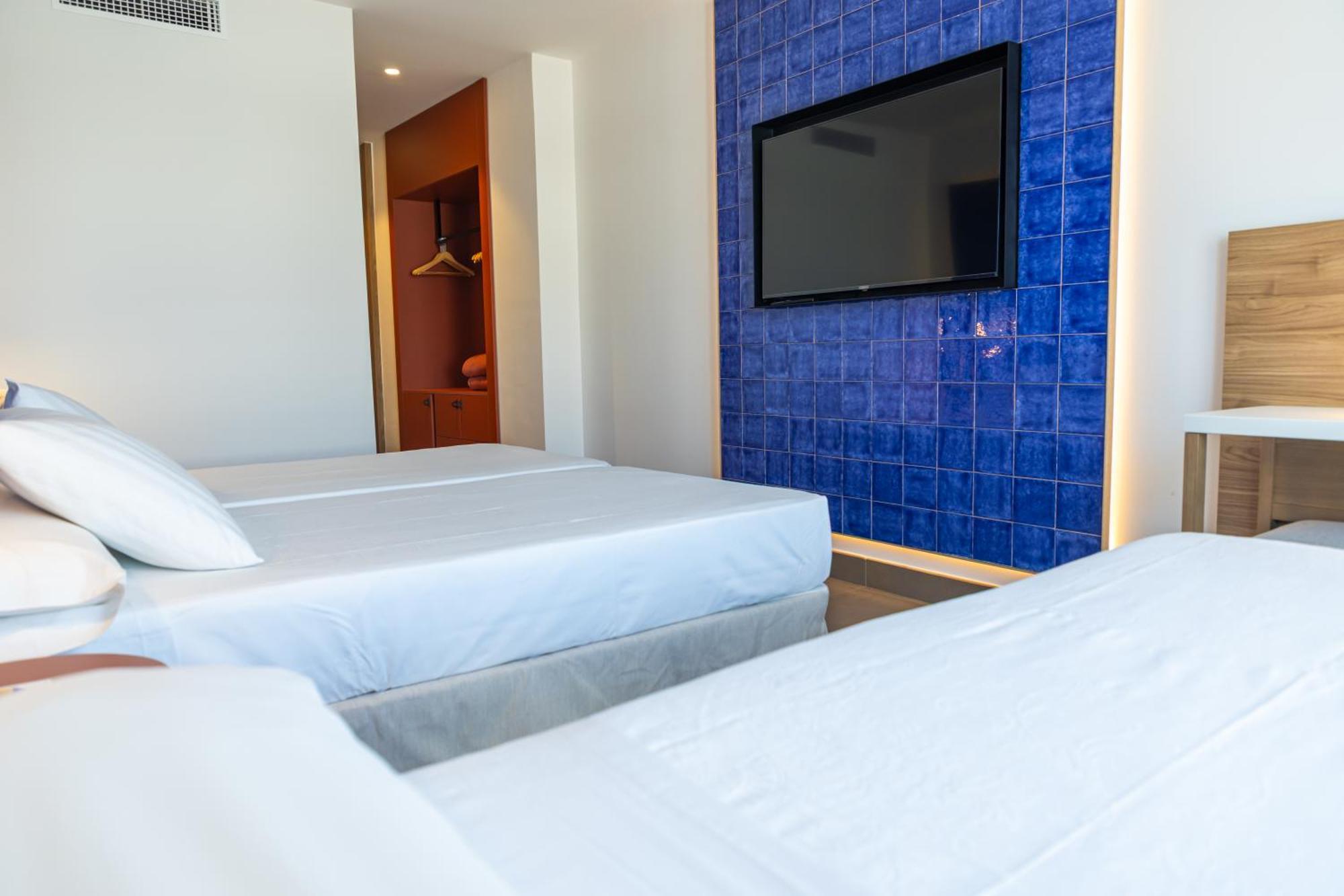 Hotel Perla Marina 4*