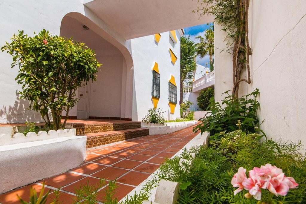 Las Rosas De Capistrano Nerja