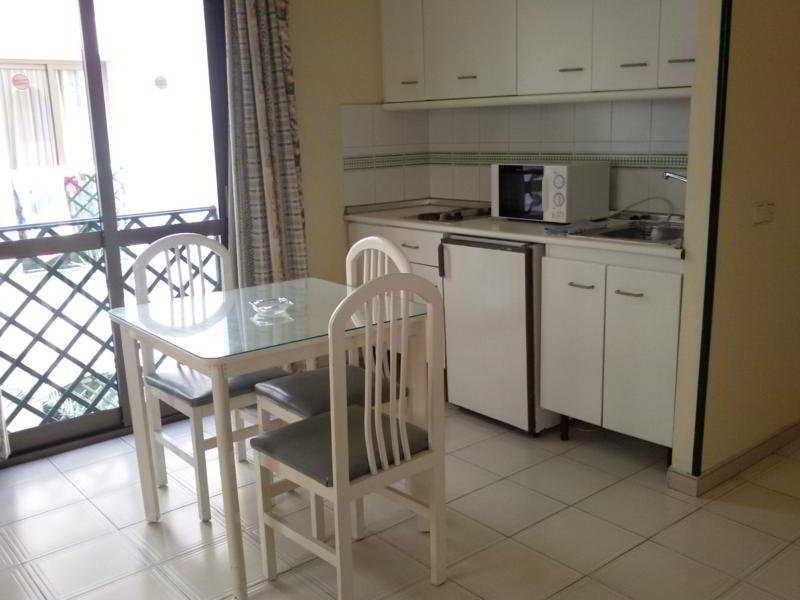 Apartment Mediterraneo Apts