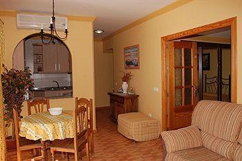 Mediterraneo Apts Apartment