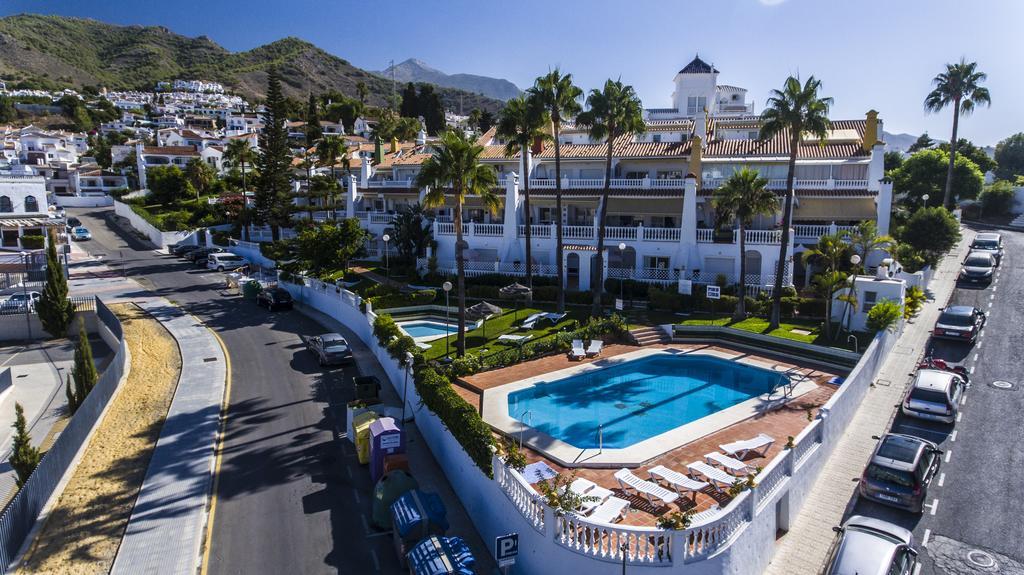 Las Rosas De Capistrano * Nerja