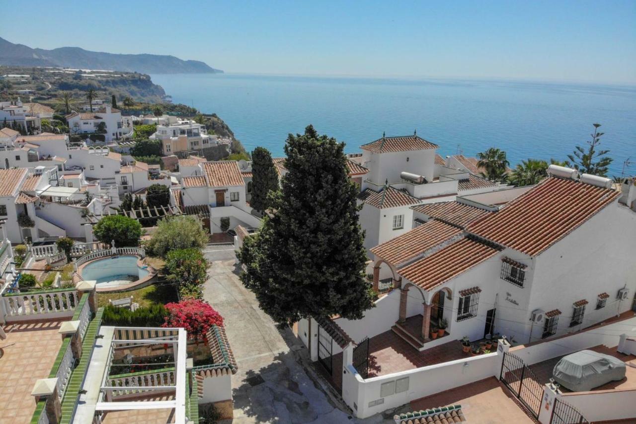 Paradise - Dos Ardillas * Nerja