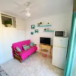Bright Studio With Pool, Torrecilla Beach