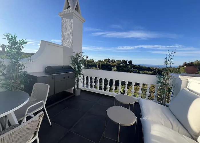 Las Palmas 8B Oasis Properties