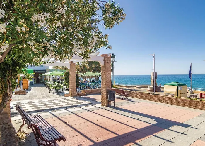 3 Bedroom Lovely Apartment In Nerja