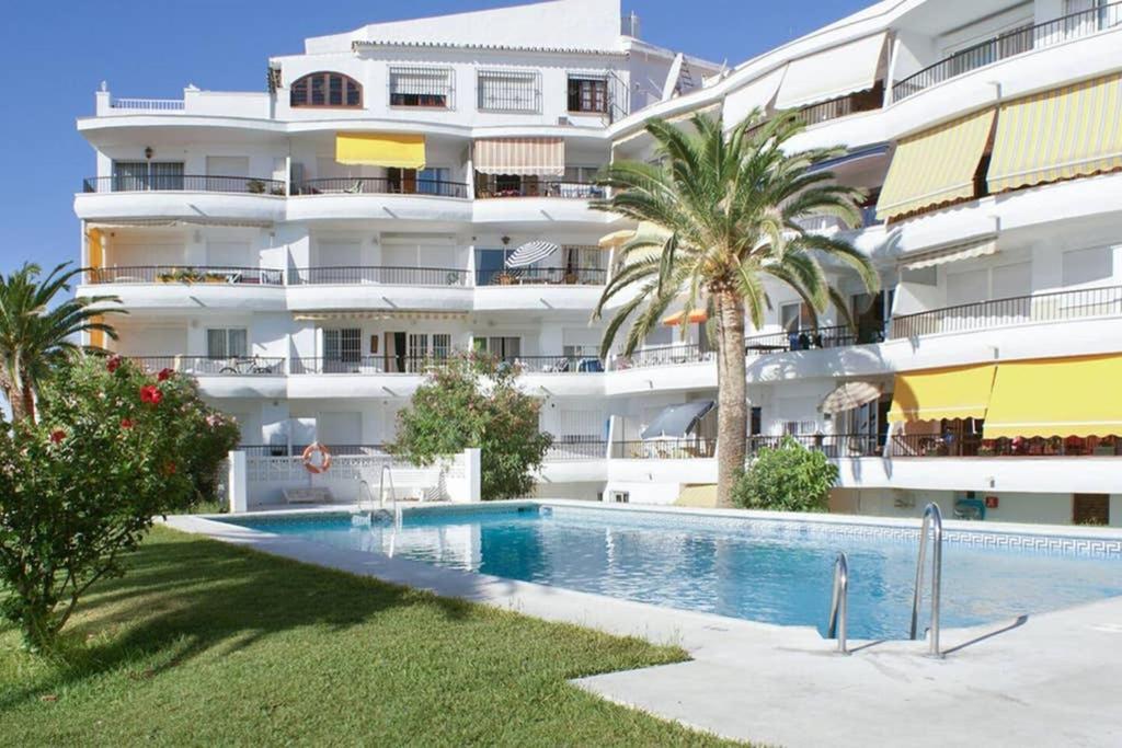 Acapulco Playa * Nerja