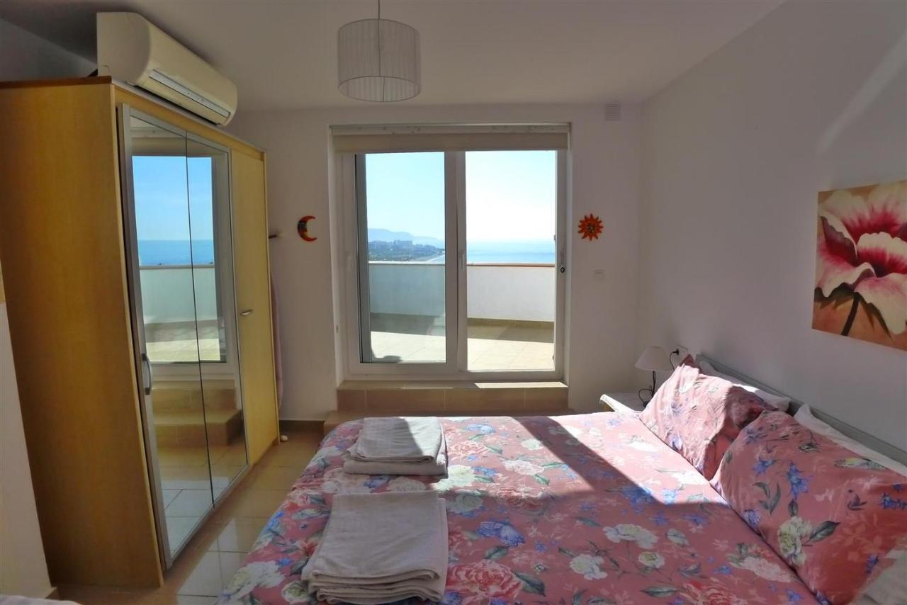 Villa Opp Beach Nerja, Costa Del Sol. Sleeps 12+ *