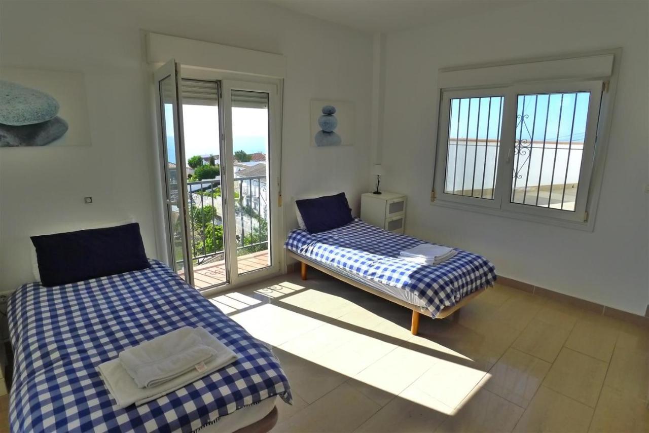 Opp Beach Nerja, Costa Del Sol. Sleeps 12+ Nerja