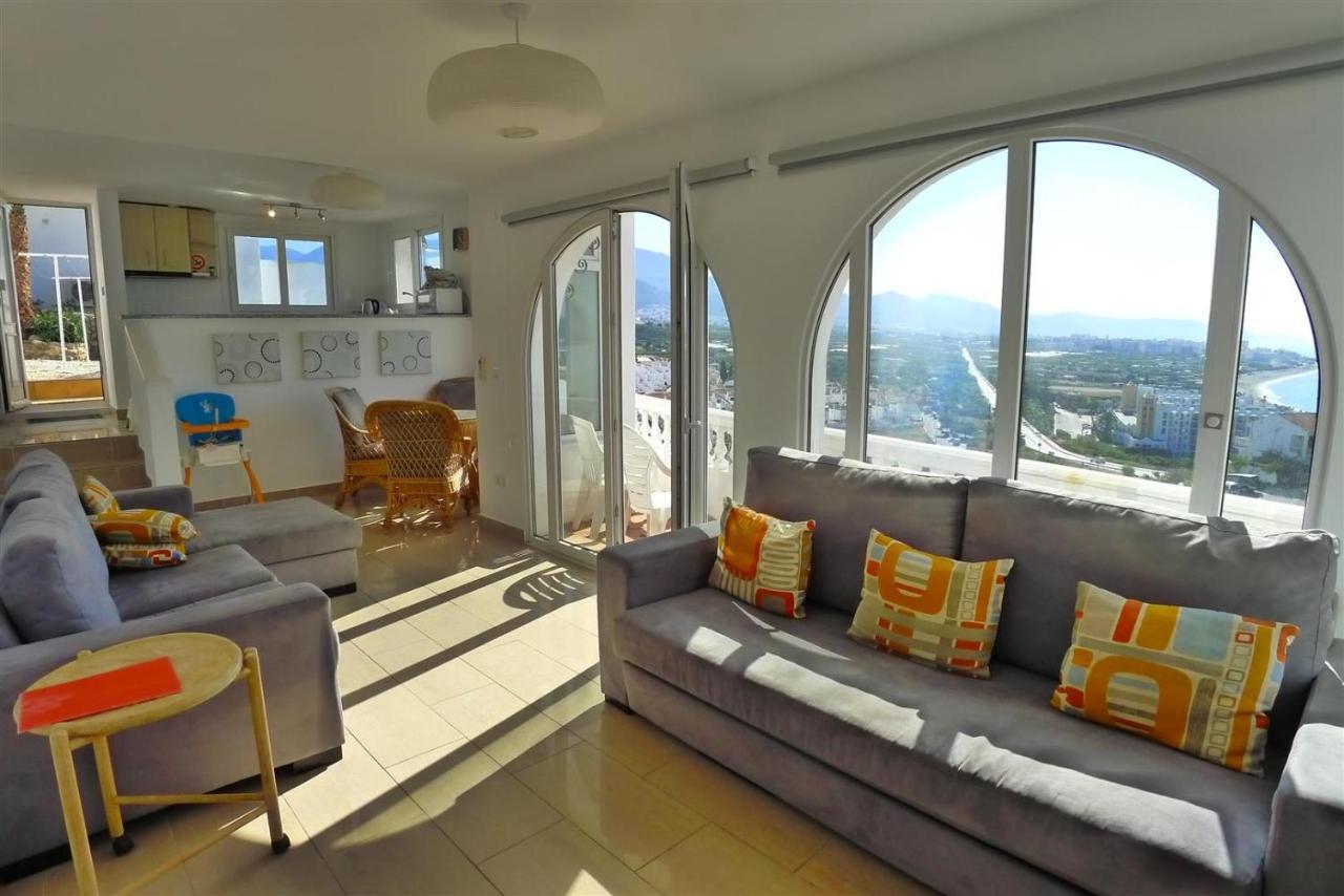 Opp Beach Nerja, Costa Del Sol. Sleeps 12+ Nerja
