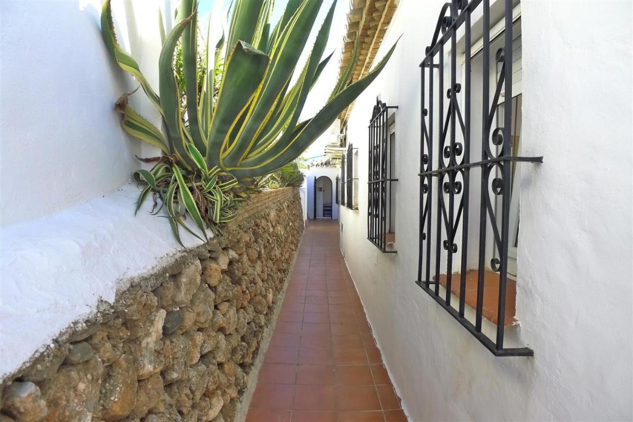 Opp Beach Nerja, Costa Del Sol. Sleeps 12+ * Nerja