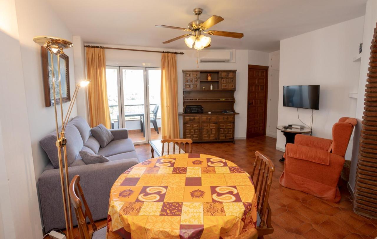 Apartment Edf. Las Palmeras 2º 40