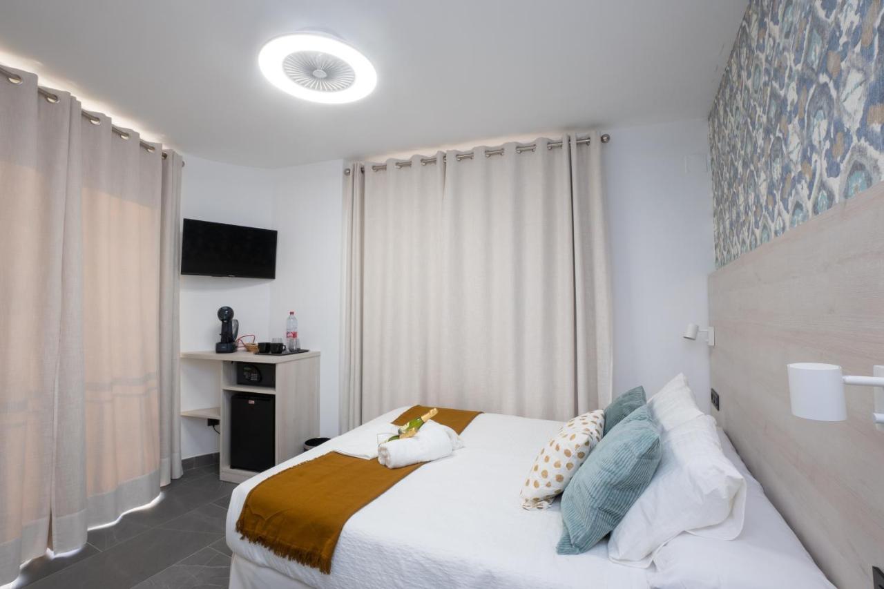 Nerja-centro-jacuzzi- Mirador De La Ermita- Adults Recommended Gasthuis