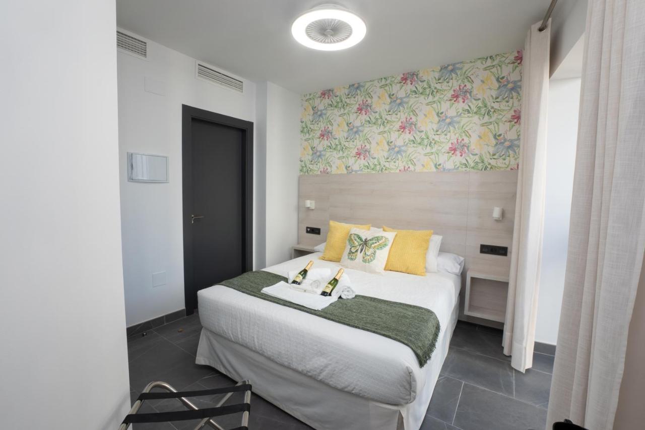 Nerja-centro-jacuzzi- Mirador De La Ermita- Adults Recommended Gasthuis Nerja
