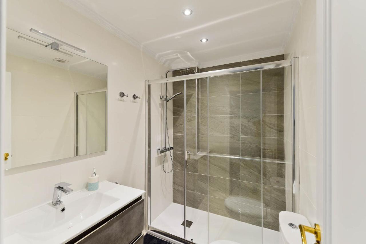 Refurbished 2-bed Burriana Beach. *