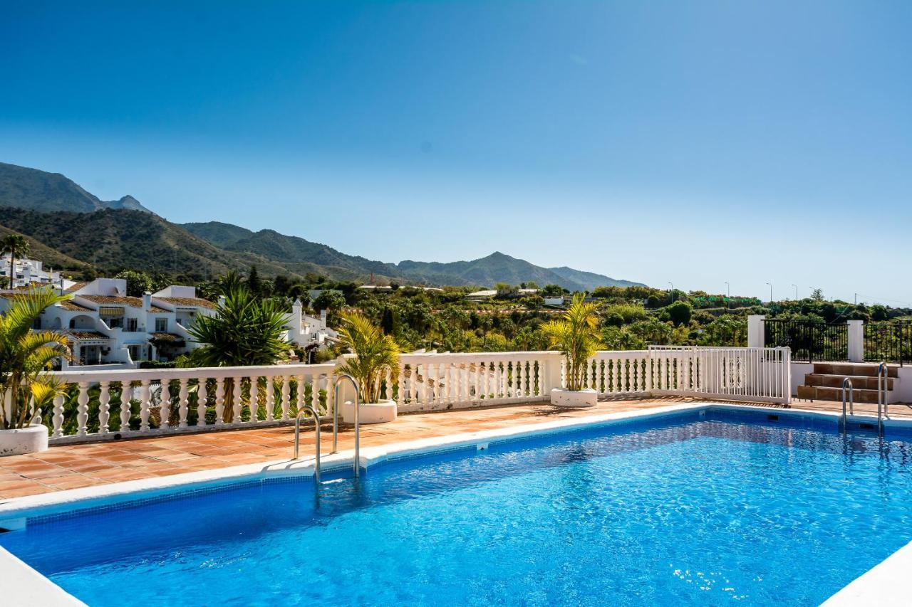 Tanger 3 El Oasis De Capistrano Nerja