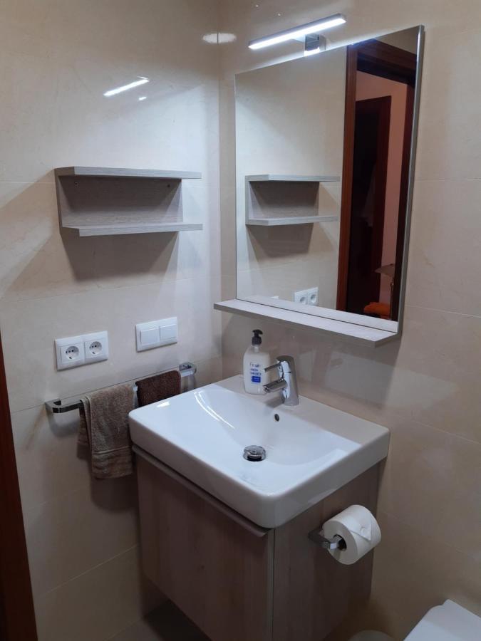 Komfortable Erste Strandreihe Playa Burriana Nerja
