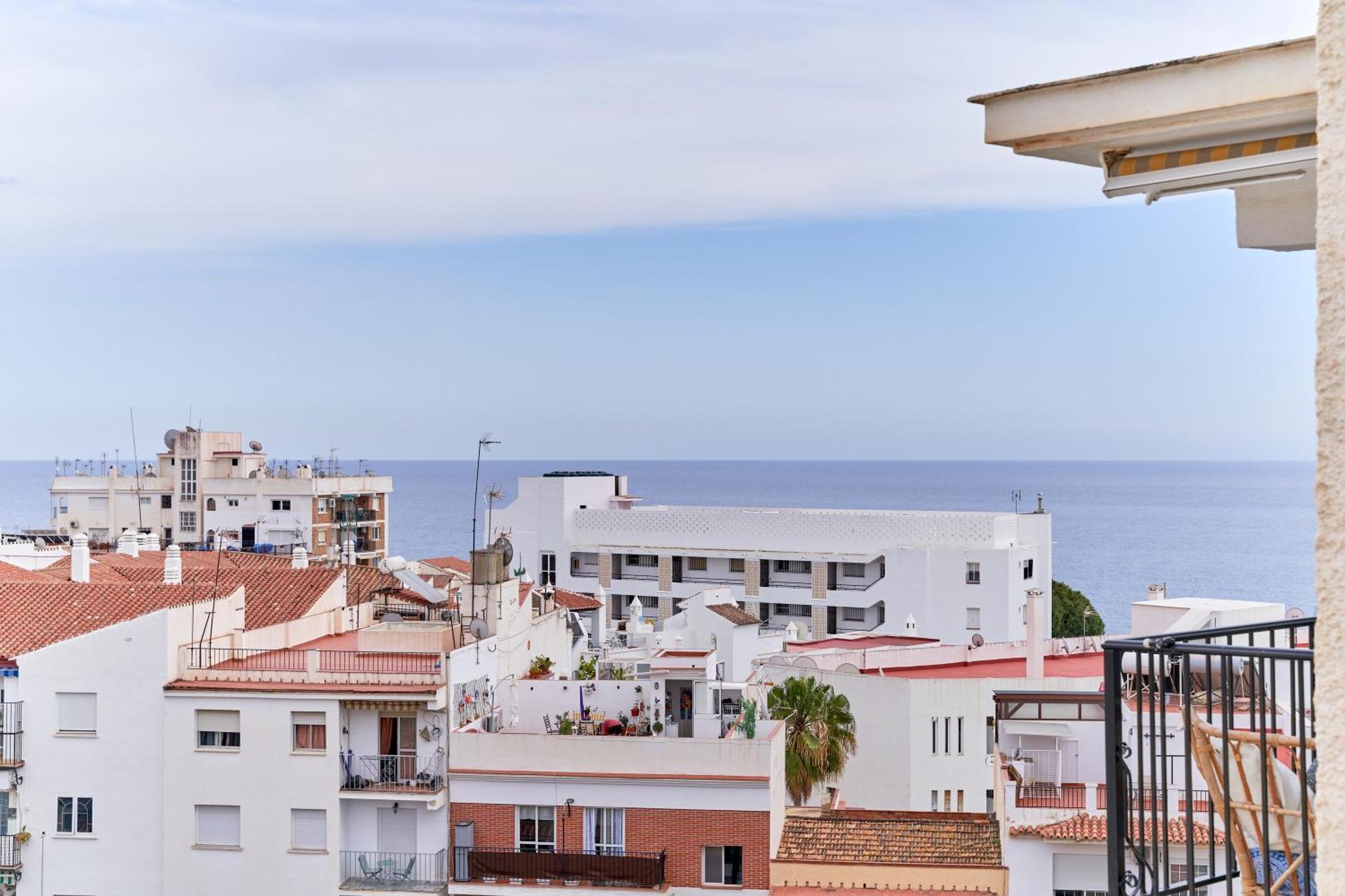 1 Bed With Sea View Apartment