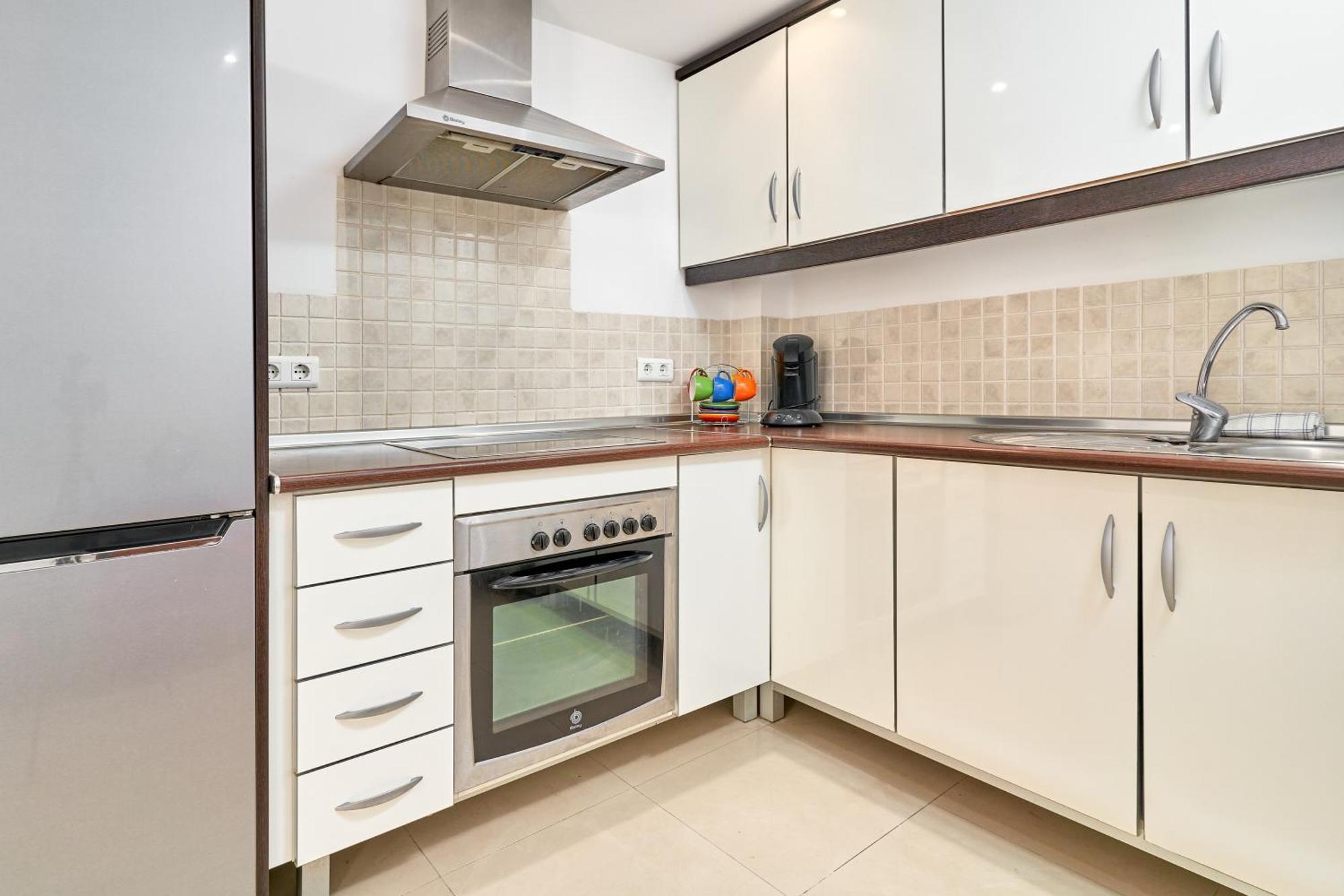 1 Bed With Sea View Apartment
