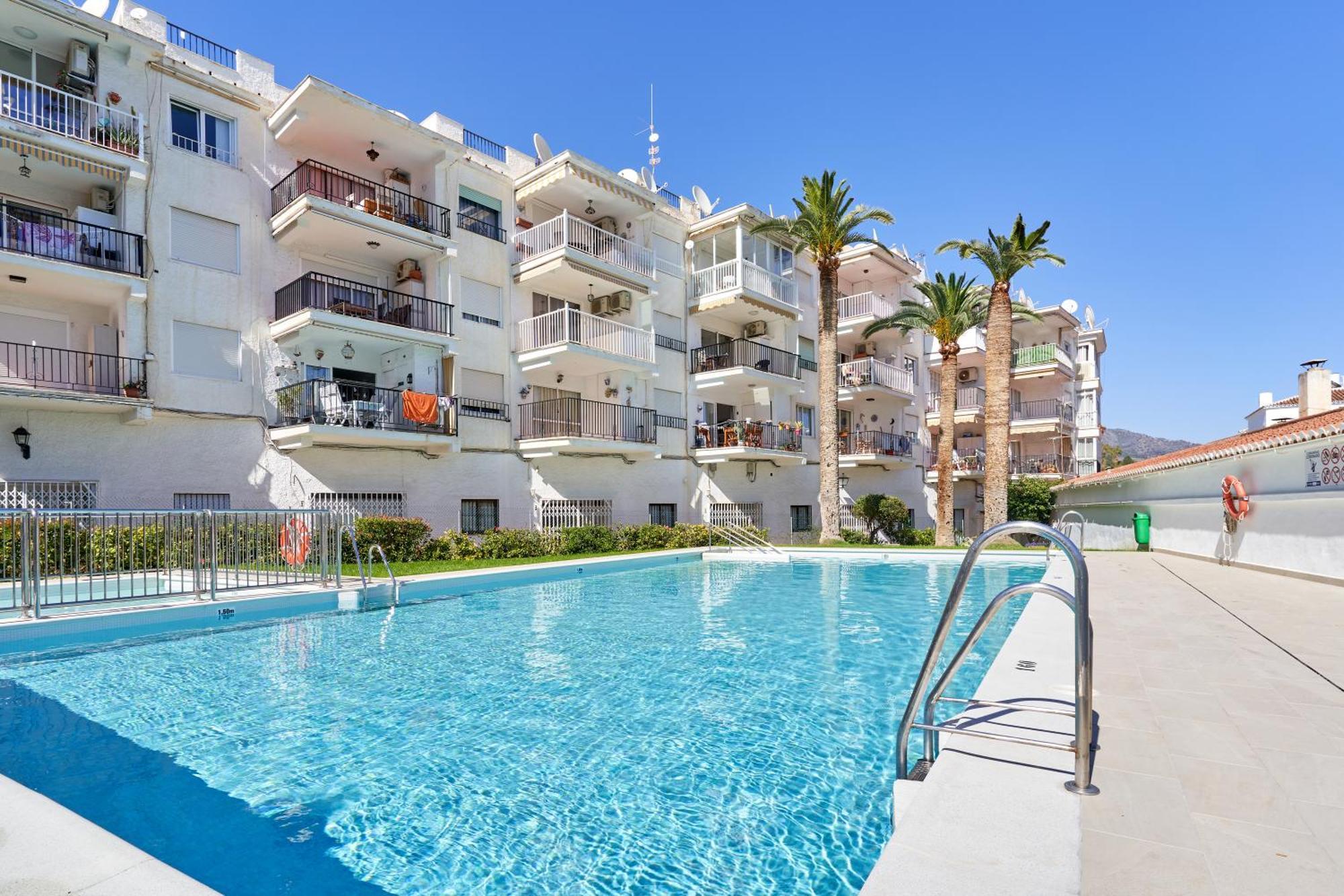 Apartment 1 Bed With Sea View *