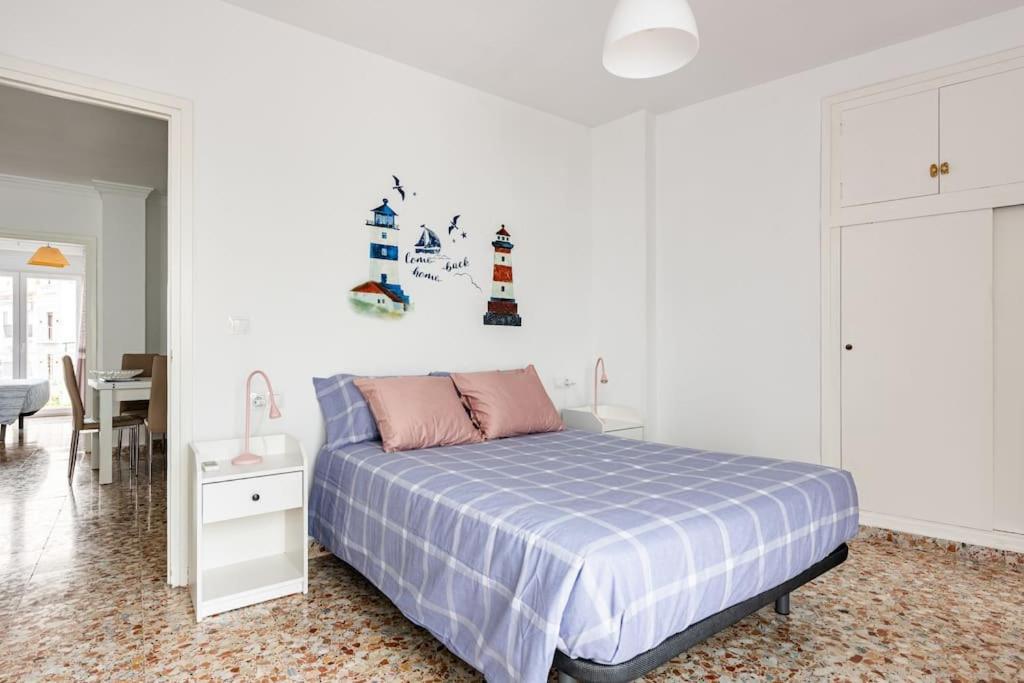 Completo Con 3 Amplios Y Gran Azotea Privada Apartamento Nerja