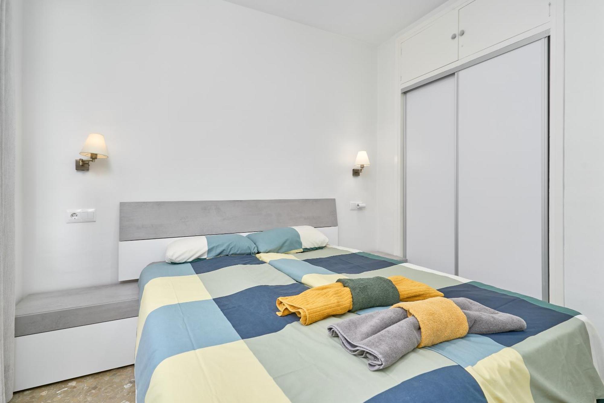 Apartment Apartmento Calle Antonio Millon