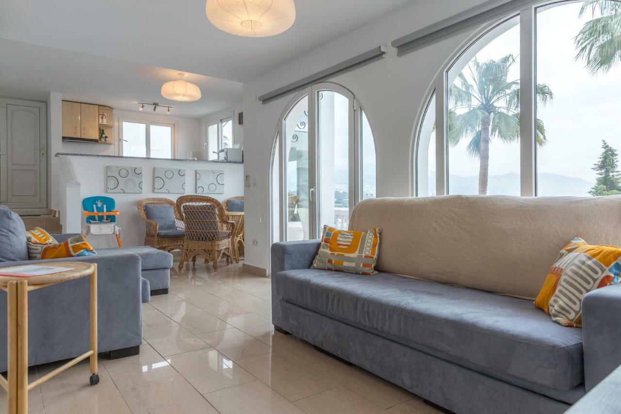 Opp Beach Nerja, Costa Del Sol. Sleeps 12+ Nerja
